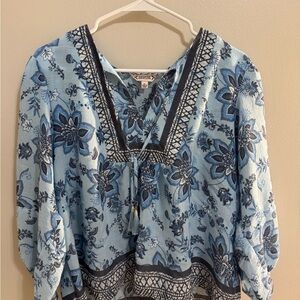 Nanette Lepore 3/4 Sleeve Blue Floral V-Neck Peasant Top
